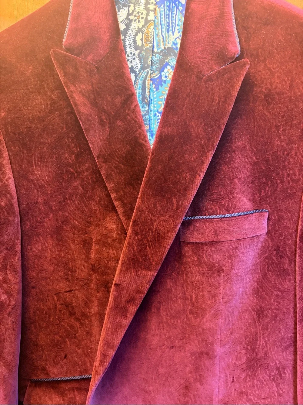 Robert Graham 48 Plum Burgundy Velvet Men’s Blazer Smoking Jacket Coat